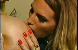 XXX Fat Avery Rose adalah atlet yang cerita dewasa sex lesbi kuat pyalit