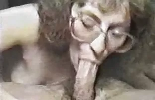 XXX Arisa cerita dewasa di kelas Yoshikawa Menyentak Melalui Lubang Di Pakaian