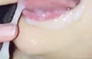XXX Asia dengan vagina yang tidak dicukur robek cerita sex dewasa yang hot keras di sofa tiup