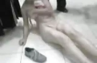 XXX Vagina berbulu squishes mengambil ayam cerita dewasa 1 Jepang